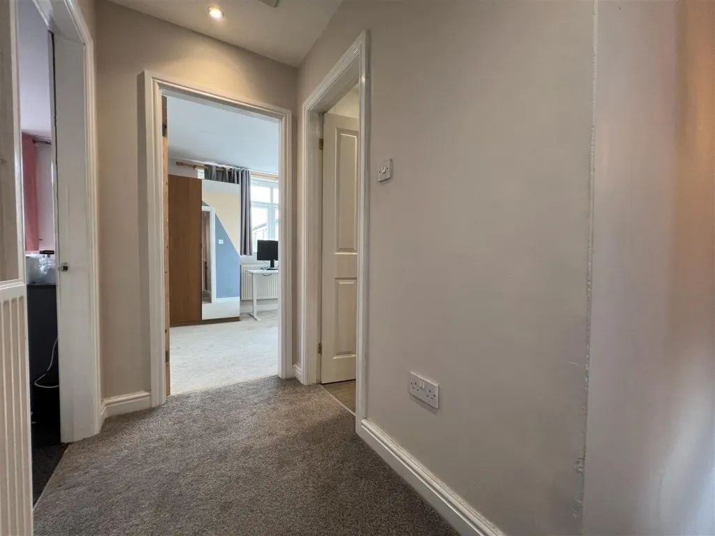 Abbotsbury Close, Manchester, M12, photo 27