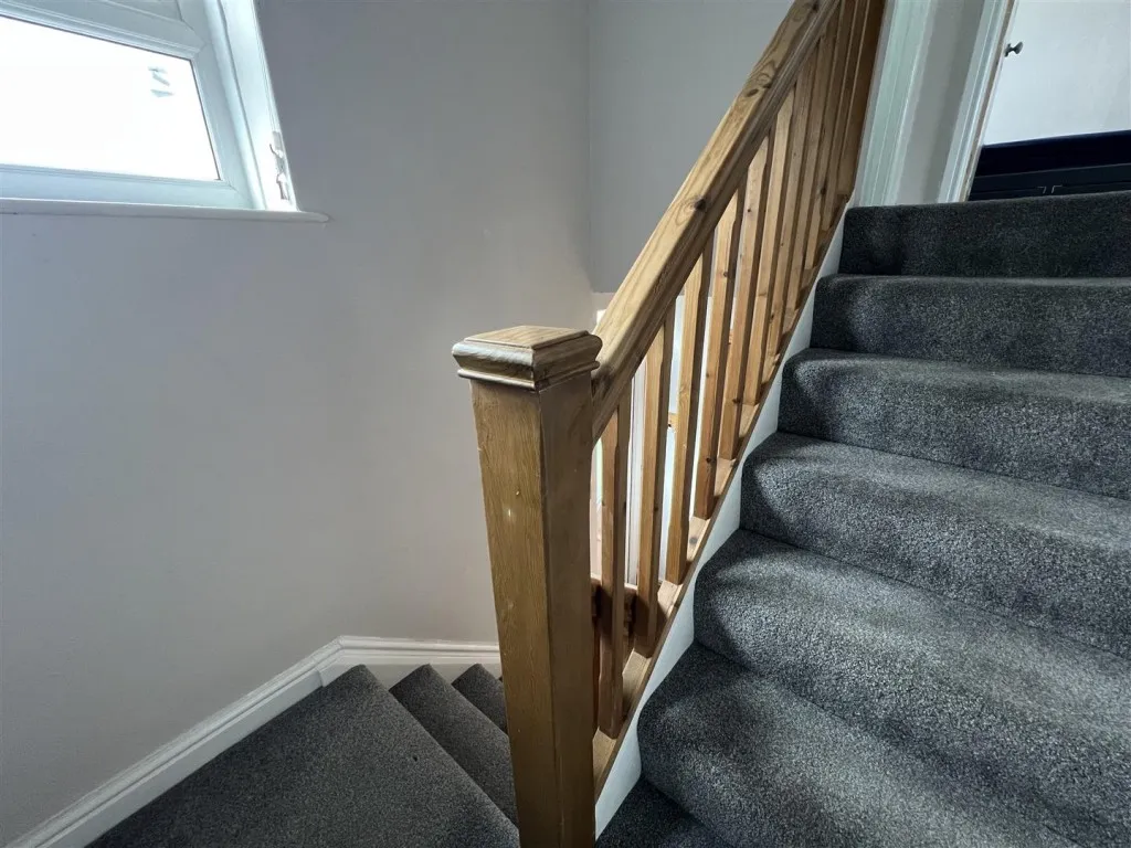 Abbotsbury Close, Manchester, M12, photo 14