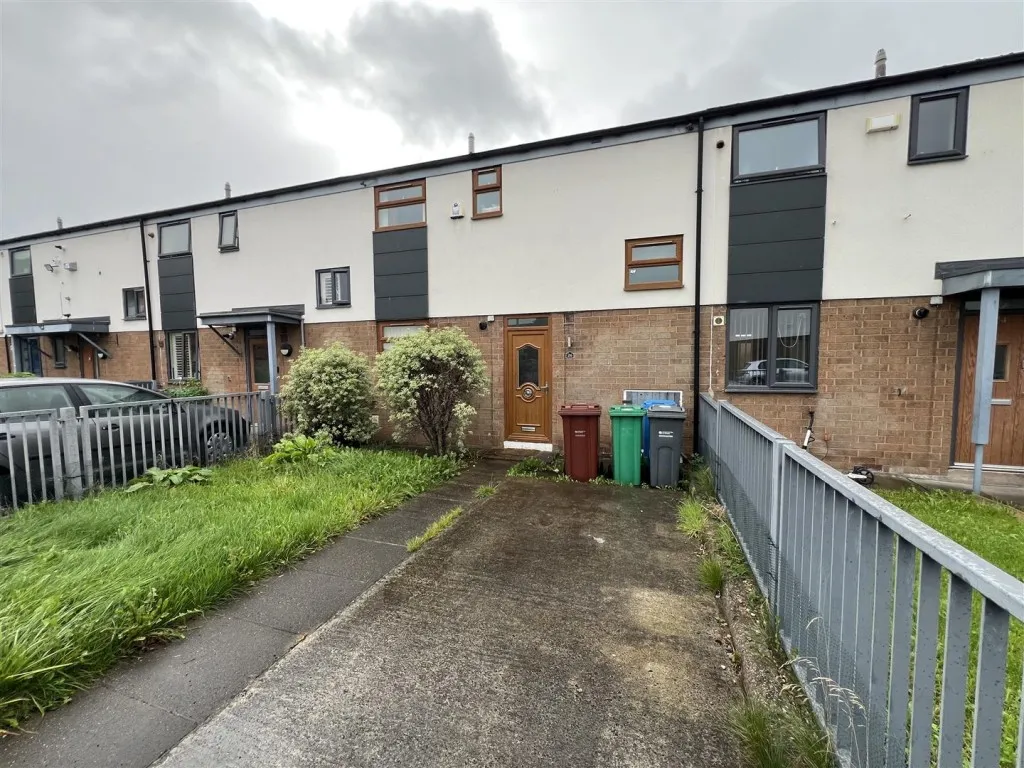 3 bed house for sale, Abbotsbury Close, Manchester, M12