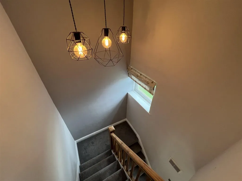 Abbotsbury Close, Manchester, M12, photo 28
