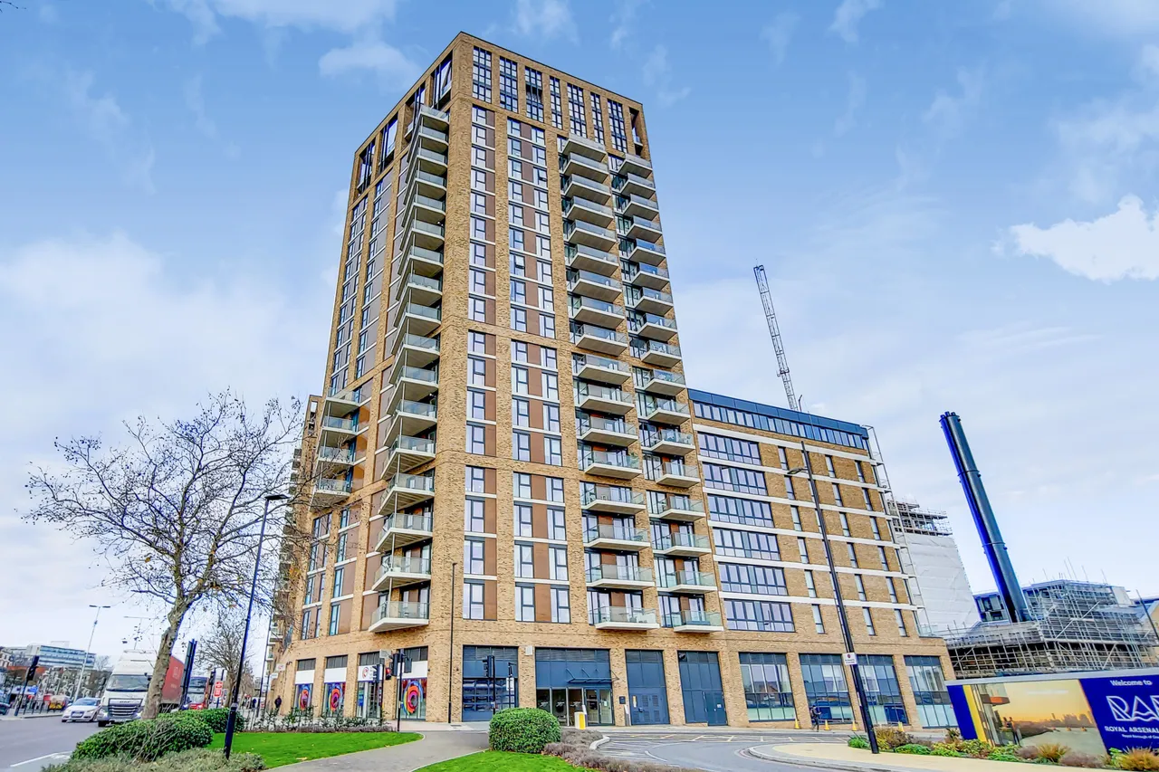 flat for sale — Flat 96, Duncombe House, 15 Victory Parade, London