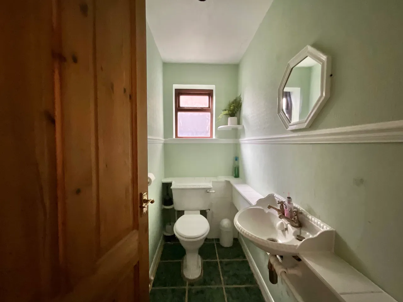 Wedgwood Road, Cheadle, ST10, photo 13