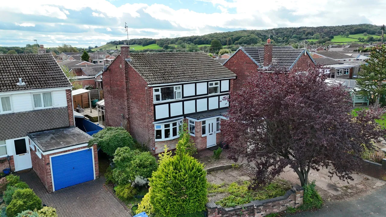 4 bed house for sale, Wedgwood Road, Cheadle, ST10