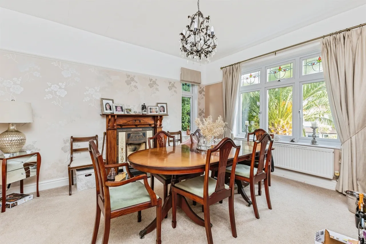 Southfield Avenue, Preston, TQ3, photo 11