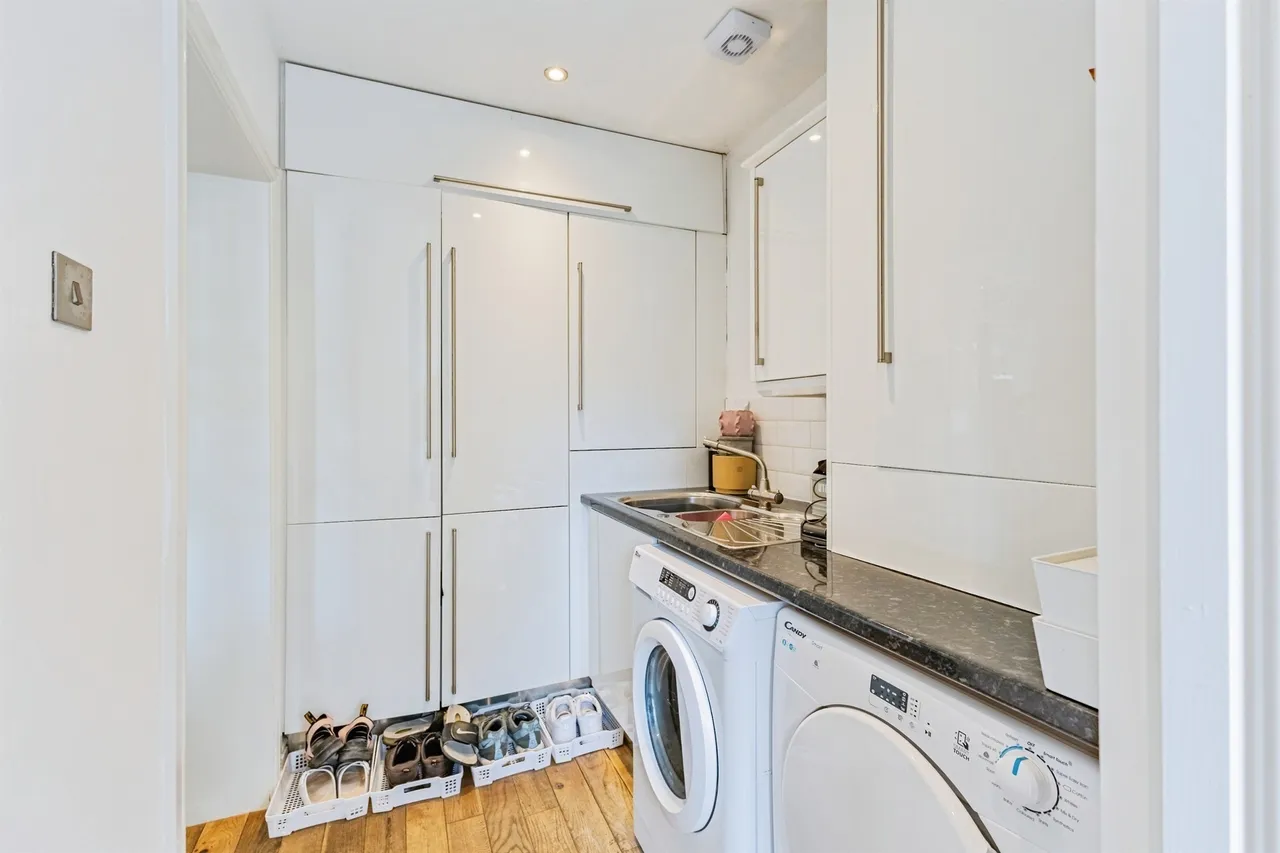 Southfield Avenue, Preston, TQ3, photo 15