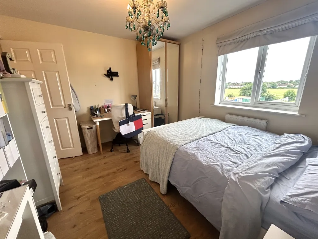 Charnley Drive, Liverpool, L15, photo 2
