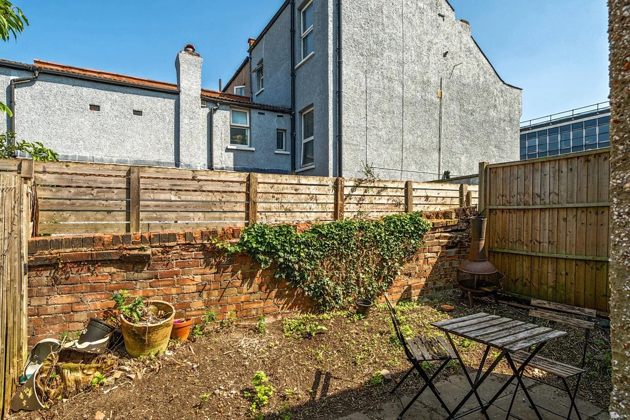 Newlands Park, SE26, photo 6