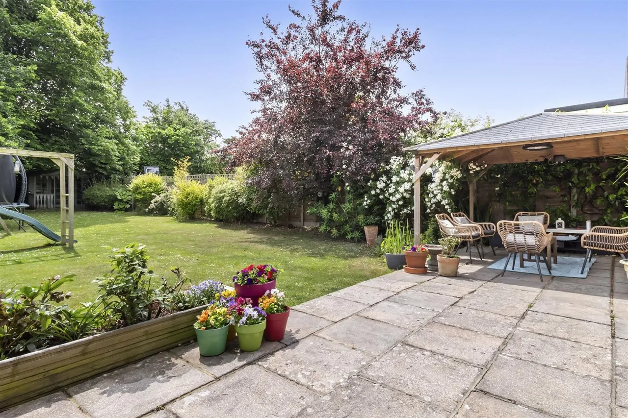 Poulters Lane, Worthing, photo 22