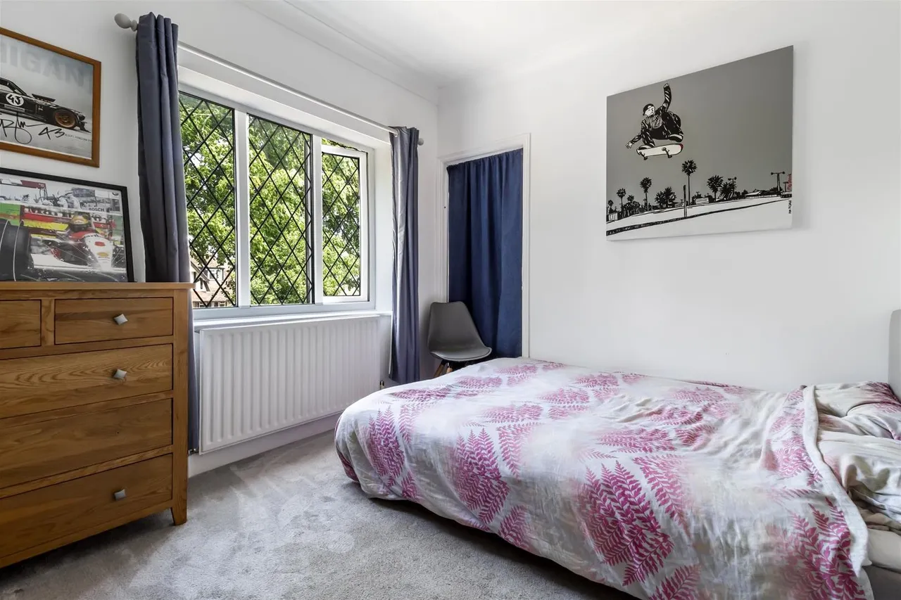Poulters Lane, Worthing, photo 11