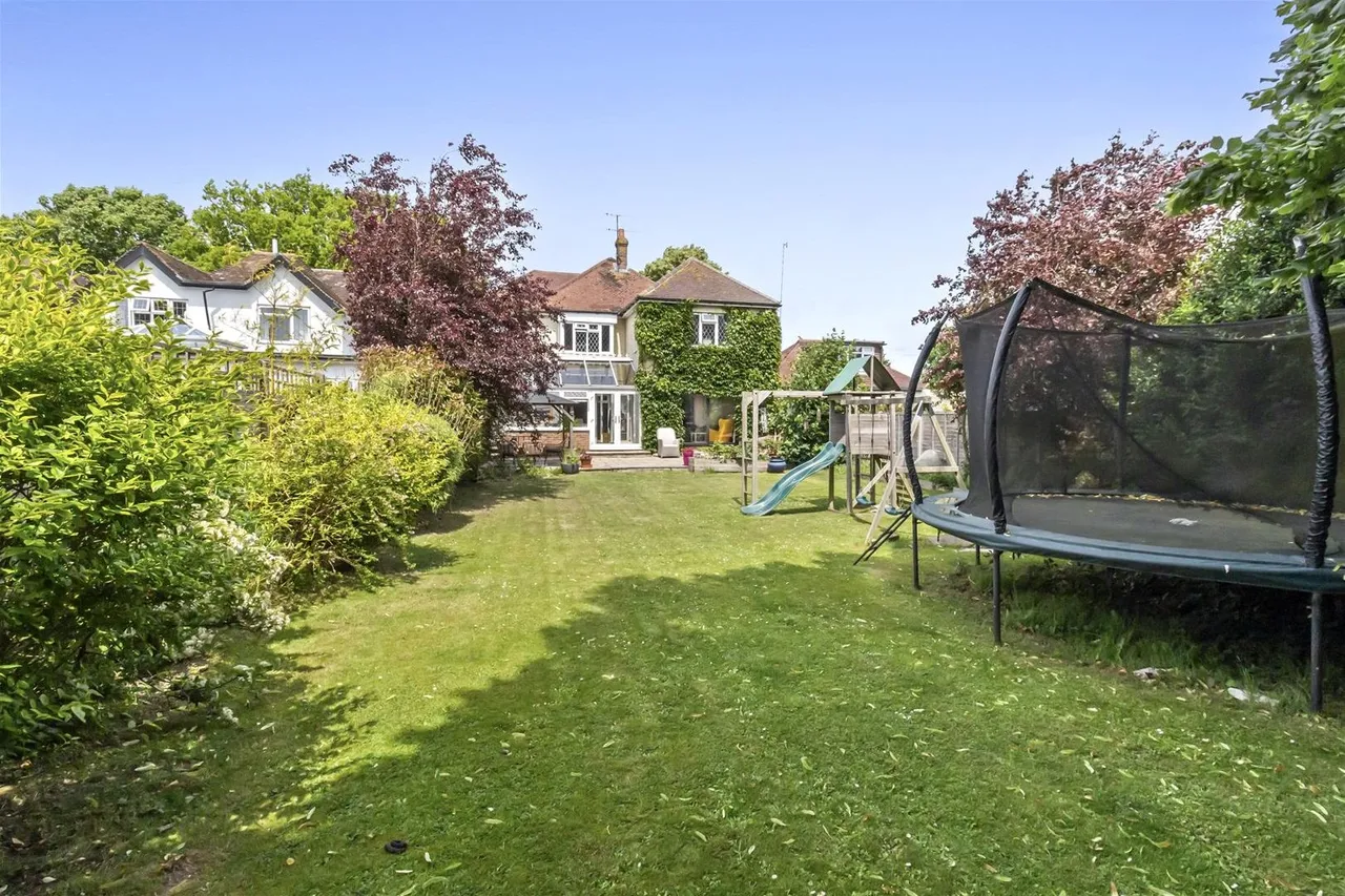 Poulters Lane, Worthing, photo 16