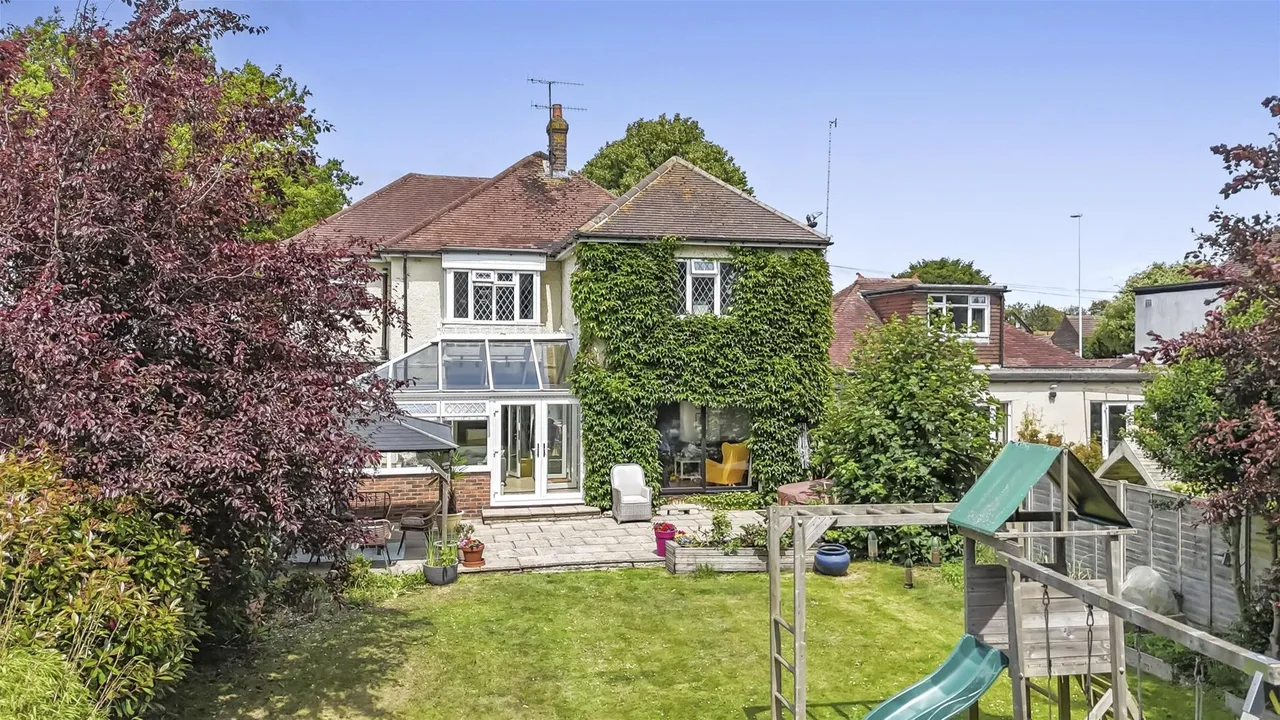 Poulters Lane, Worthing, photo 17
