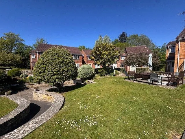 Greenway Lane, Charlton Kings, GL52 6LA, photo 2