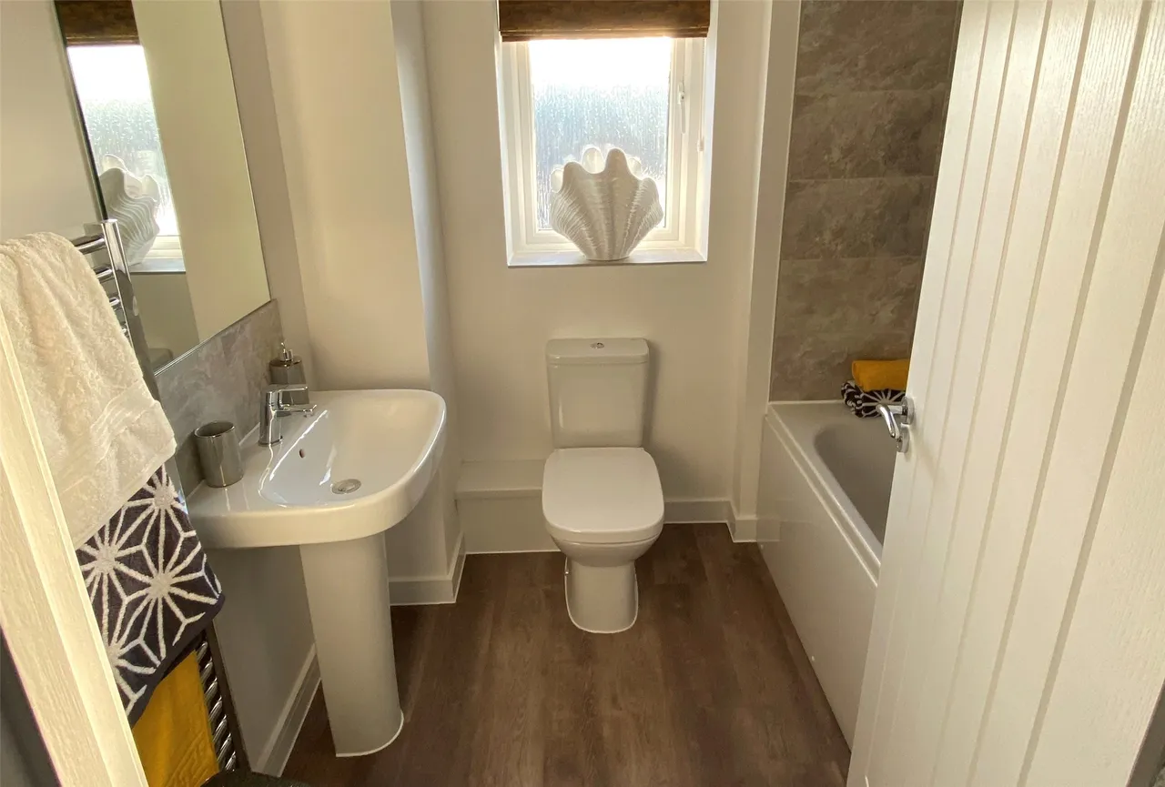 Whittle Way, Gloucestershire, Brockworth, GL3 4ZF, photo 14