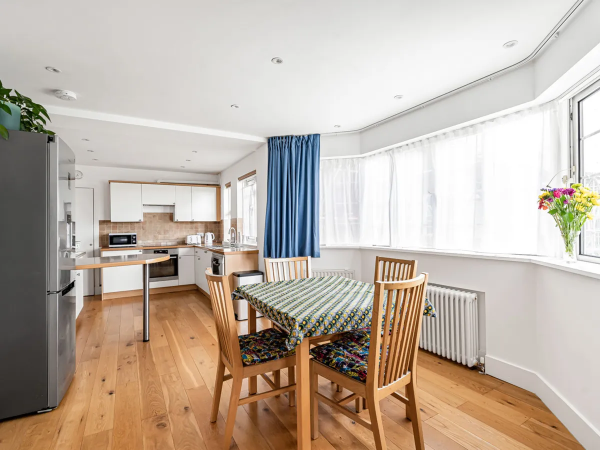 Chiswick Village, Chiswick, W4, photo 2