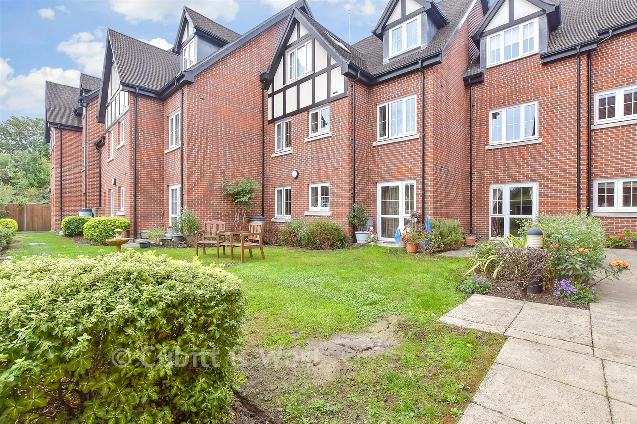 Waterloo Road, Epsom, KT19, photo 24