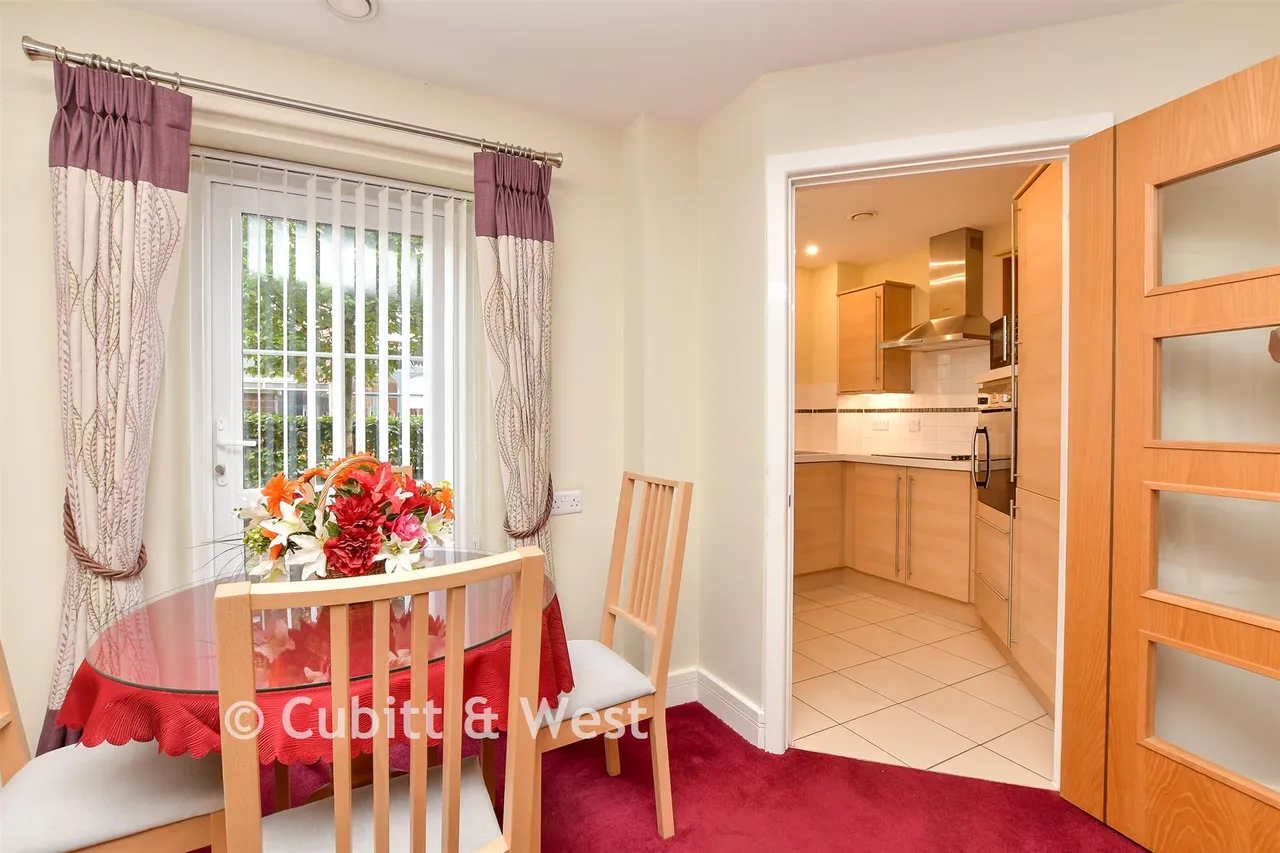 Waterloo Road, Epsom, KT19, photo 6
