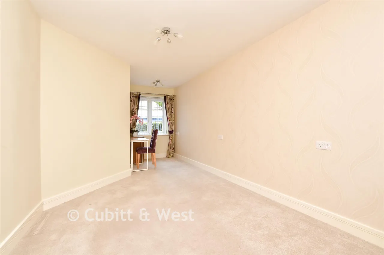 Waterloo Road, Epsom, KT19, photo 14