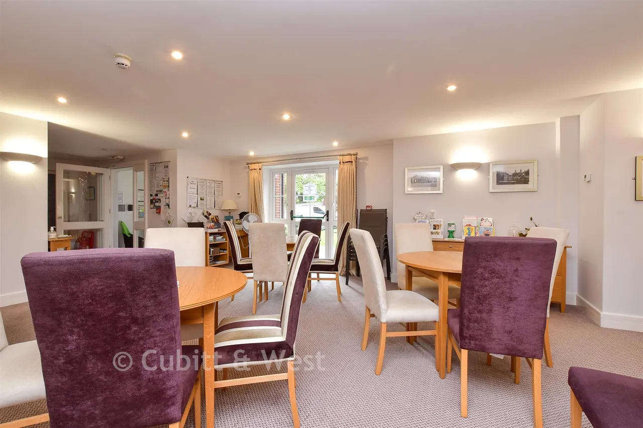 Waterloo Road, Epsom, KT19, photo 18