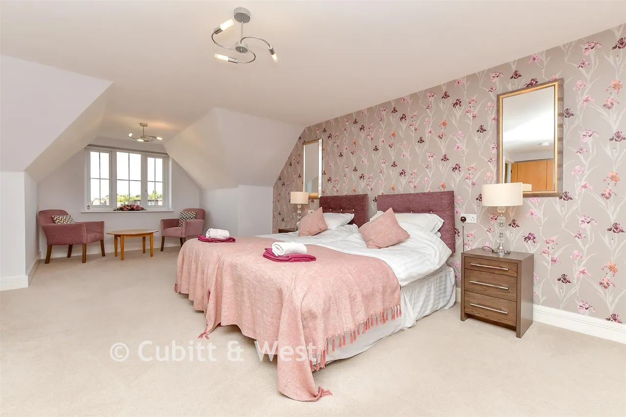 Waterloo Road, Epsom, KT19, photo 21