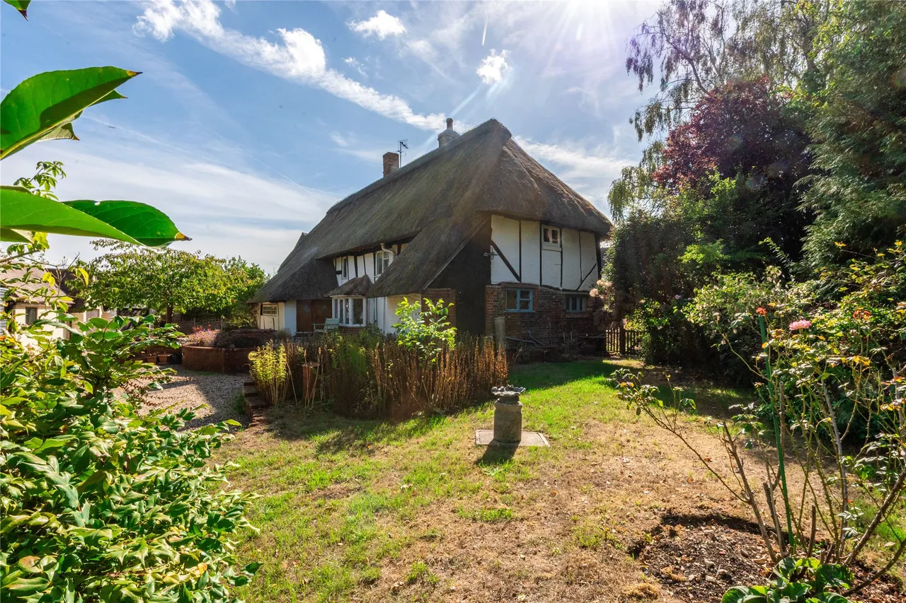 Hilltop Farm, Little Hill, LU7, photo 18
