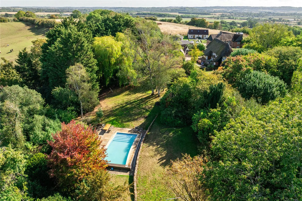 Hilltop Farm, Little Hill, LU7, photo 19