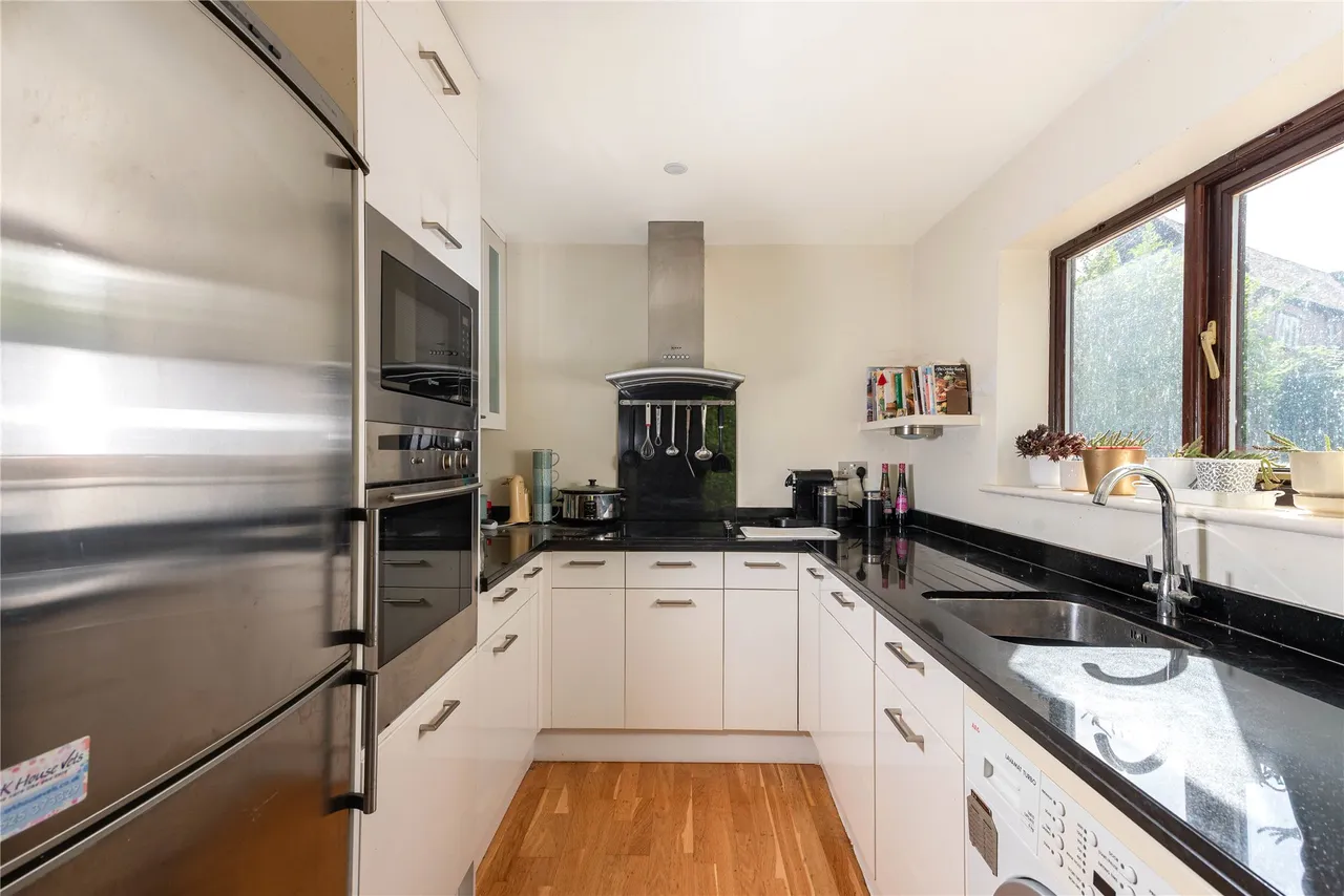 Hilltop Farm, Little Hill, LU7, photo 16