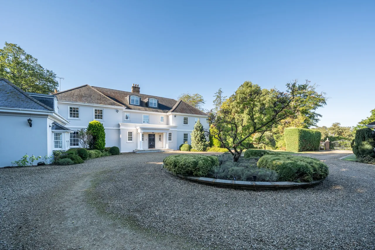 Virginia Water, Surrey, GU25 4JR, photo 5