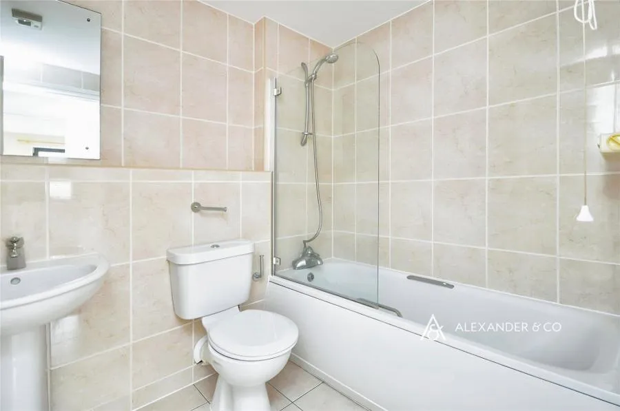 Buckingham Road, Bicester, OX26, photo 8