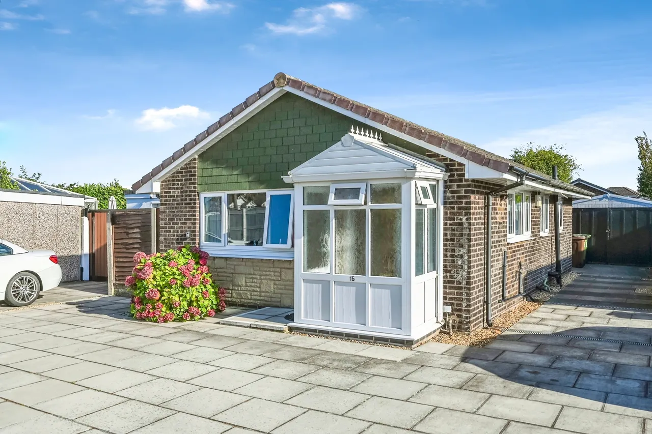 2 bed house for sale — Crockleford Avenue, Southport