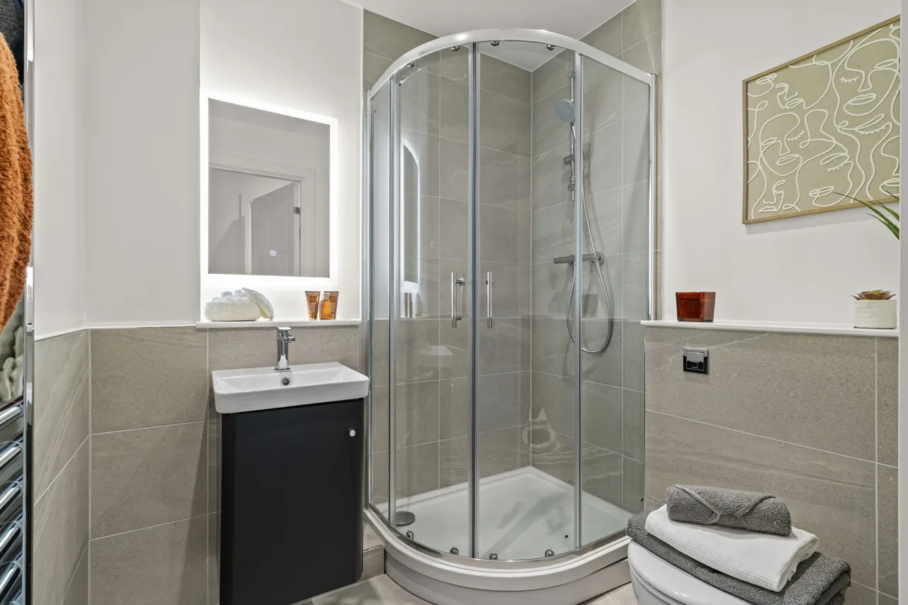 Kingsfield Way, RH1, photo 4
