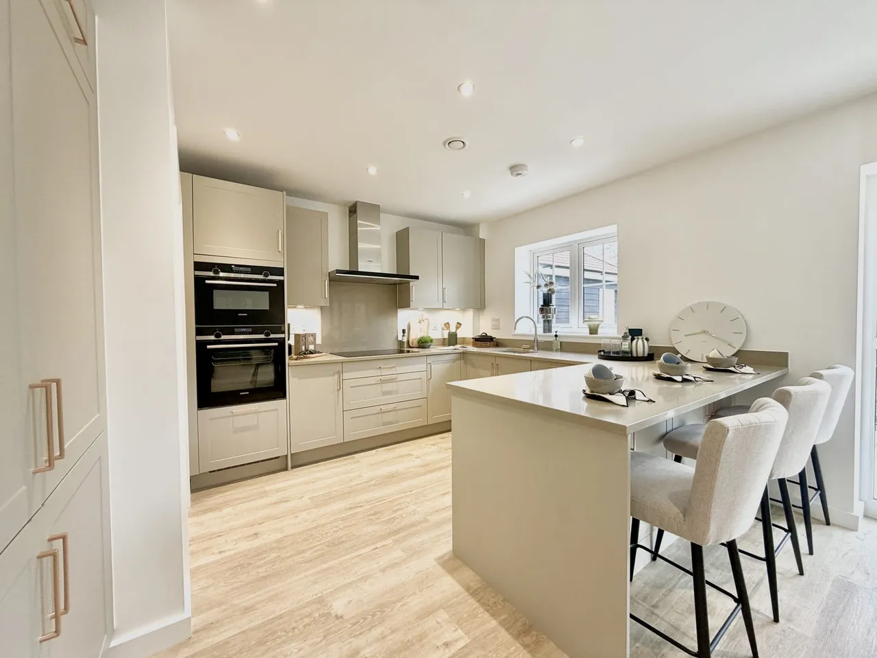The Kensworth Station Road, Bow Brickhill, MK17, photo 2