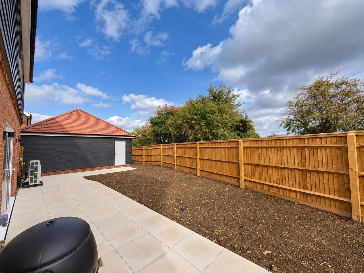 The Kensworth Station Road, Bow Brickhill, MK17, photo 18