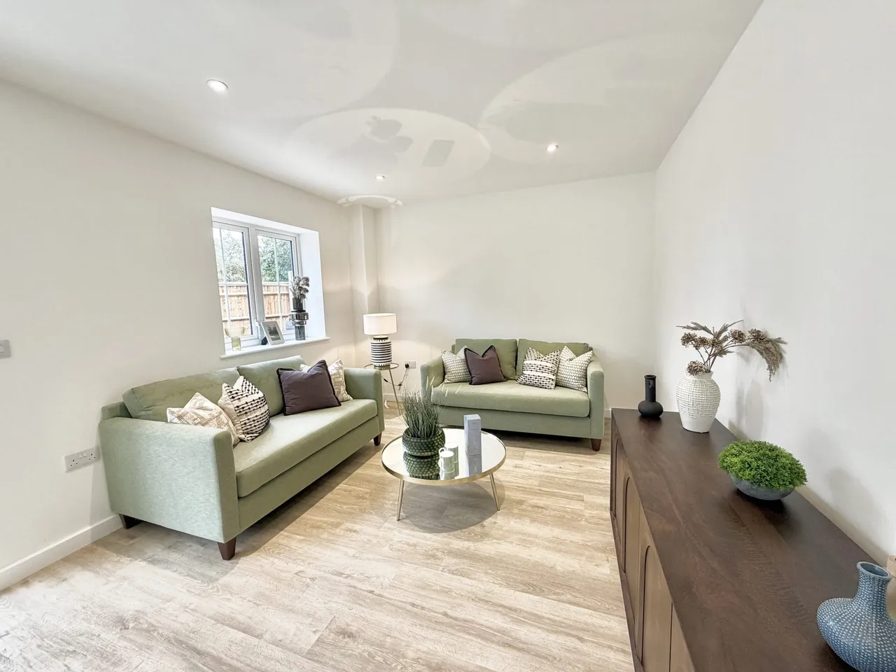 The Kensworth Station Road, Bow Brickhill, MK17, photo 5