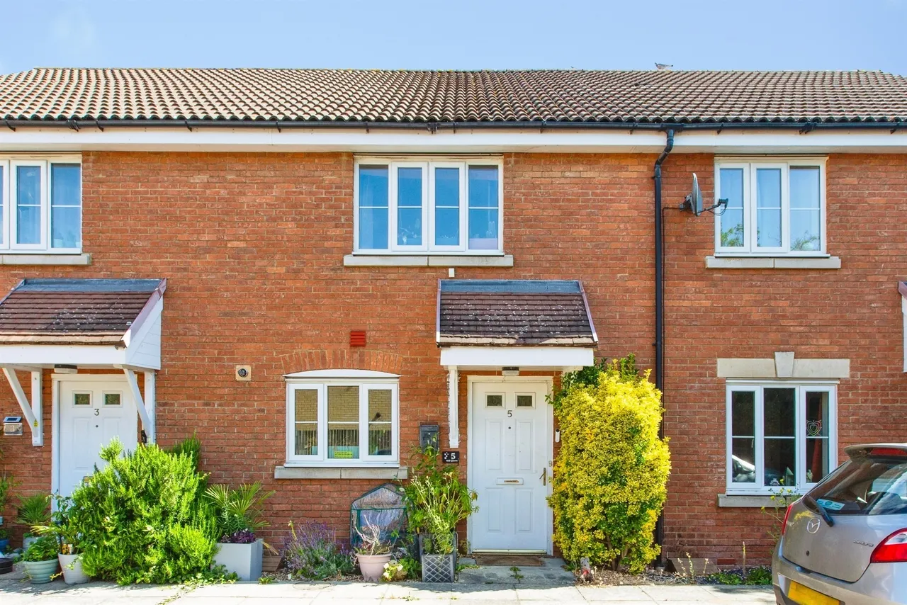 2 bed house for sale — Mill Quern, Highfields Caldecote, Cambridge