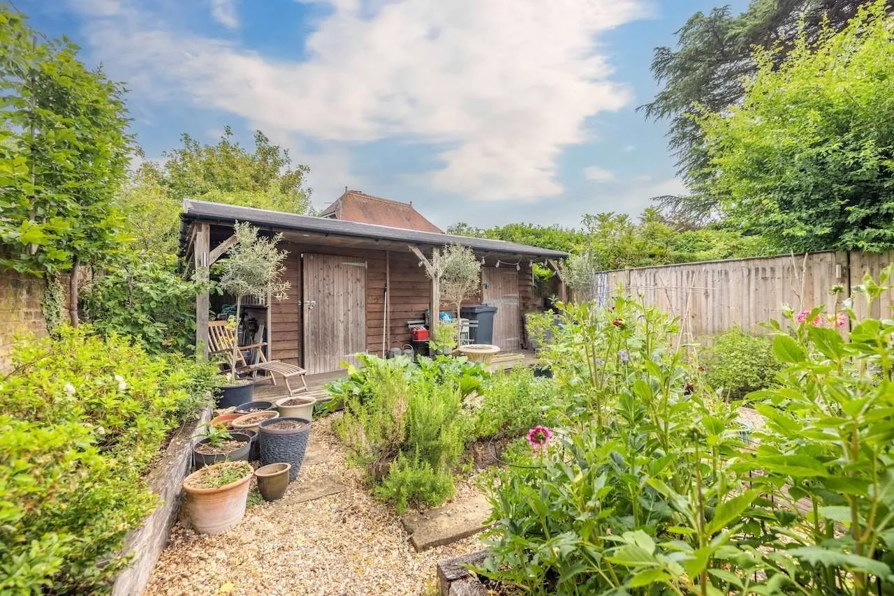 High Street, Datchet, SL3, photo 26