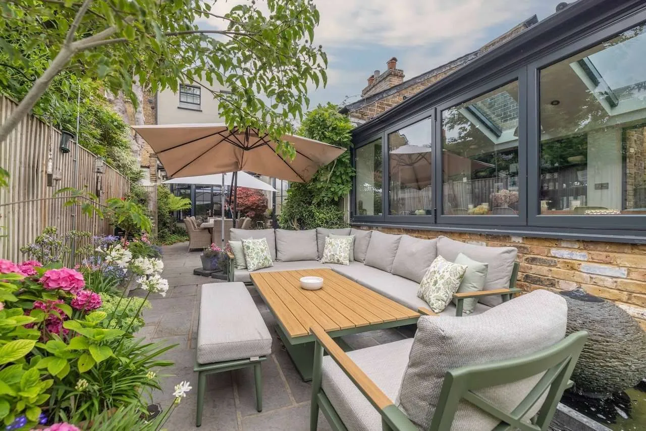 High Street, Datchet, SL3, photo 28