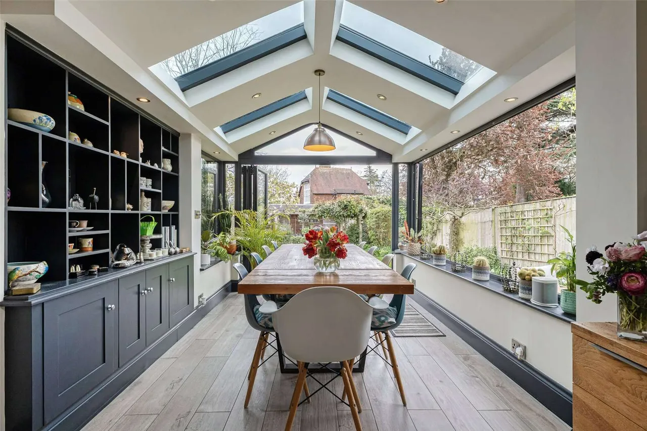 High Street, Datchet, SL3, photo 10
