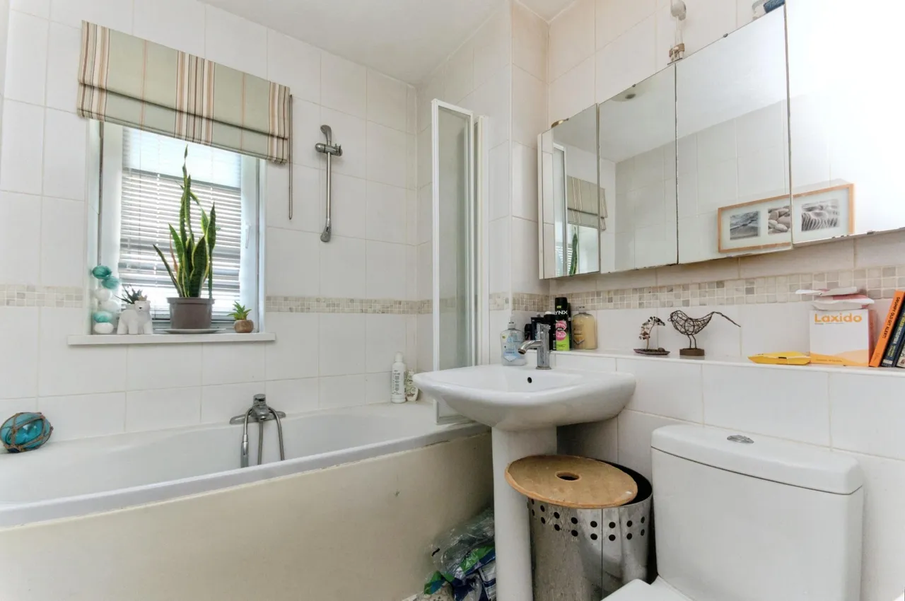 Royal Parade, Eastbourne, BN22, photo 24
