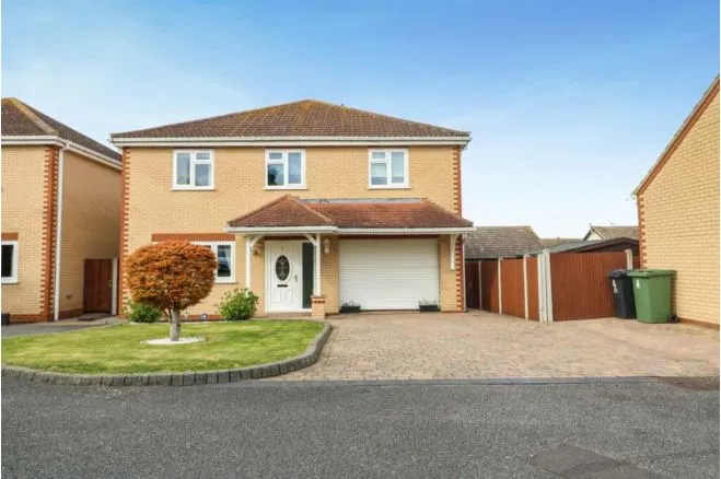 5 bed house for sale, The Courtyard, Chelmsford, CM3