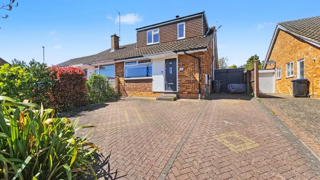 4 bed house for sale, Parracombe Way, Northampton