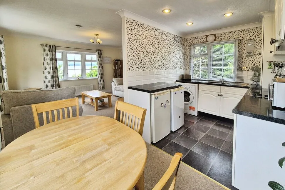 Walton Bay, Clevedon, North Somerset, BS21, photo 2
