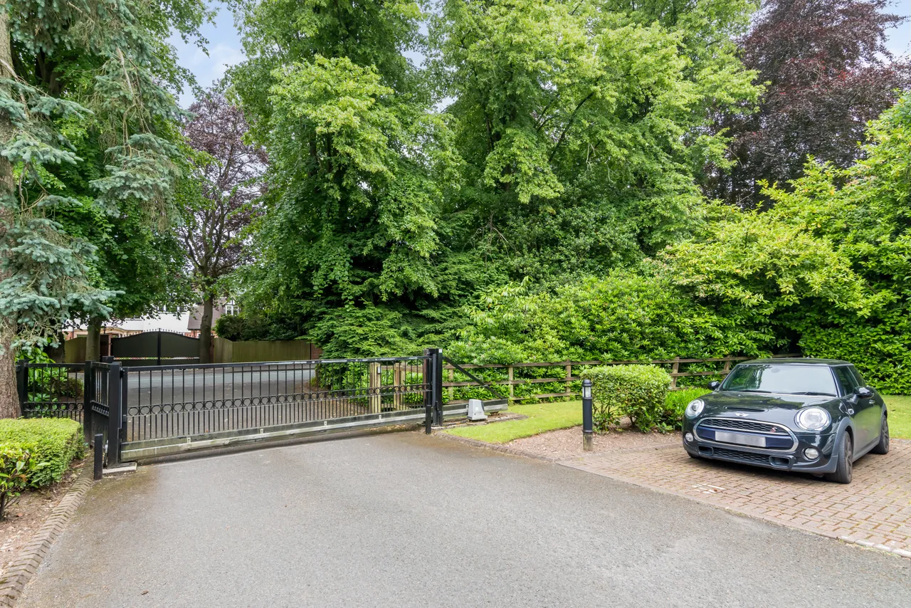 Four Oaks Road, Sutton Coldfield, B74, photo 21