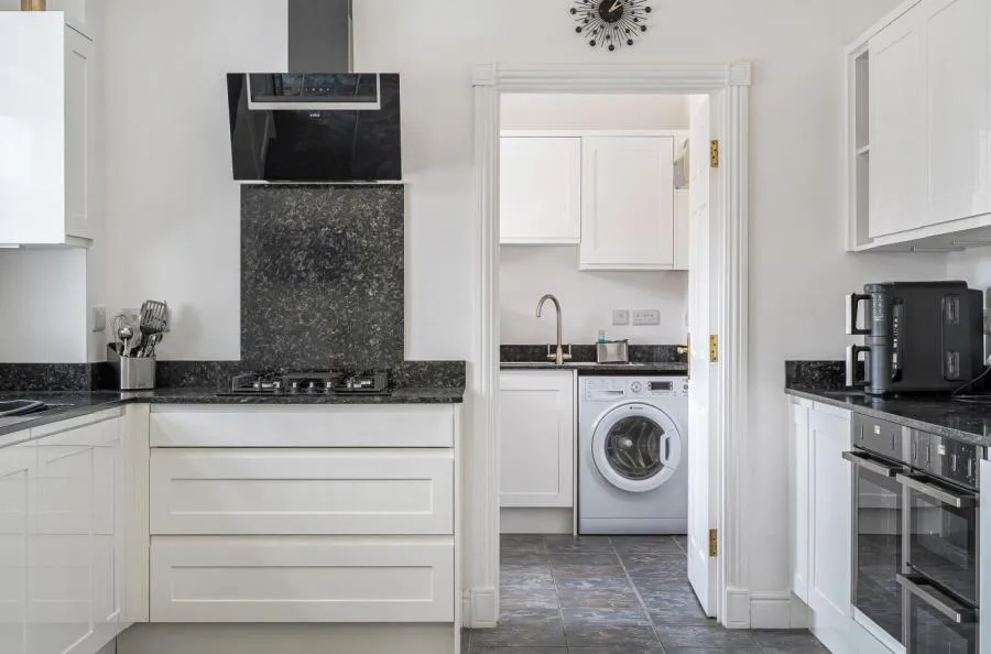 Howland Close, Eastbourne, BN23, photo 15