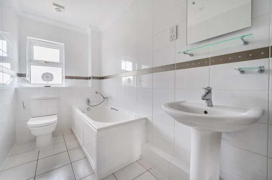 Howland Close, Eastbourne, BN23, photo 25