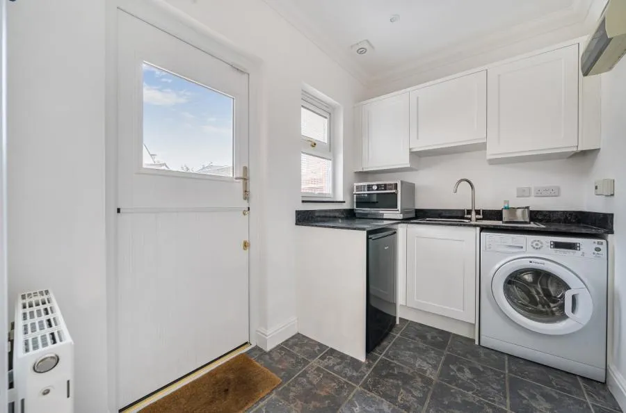 Howland Close, Eastbourne, BN23, photo 16