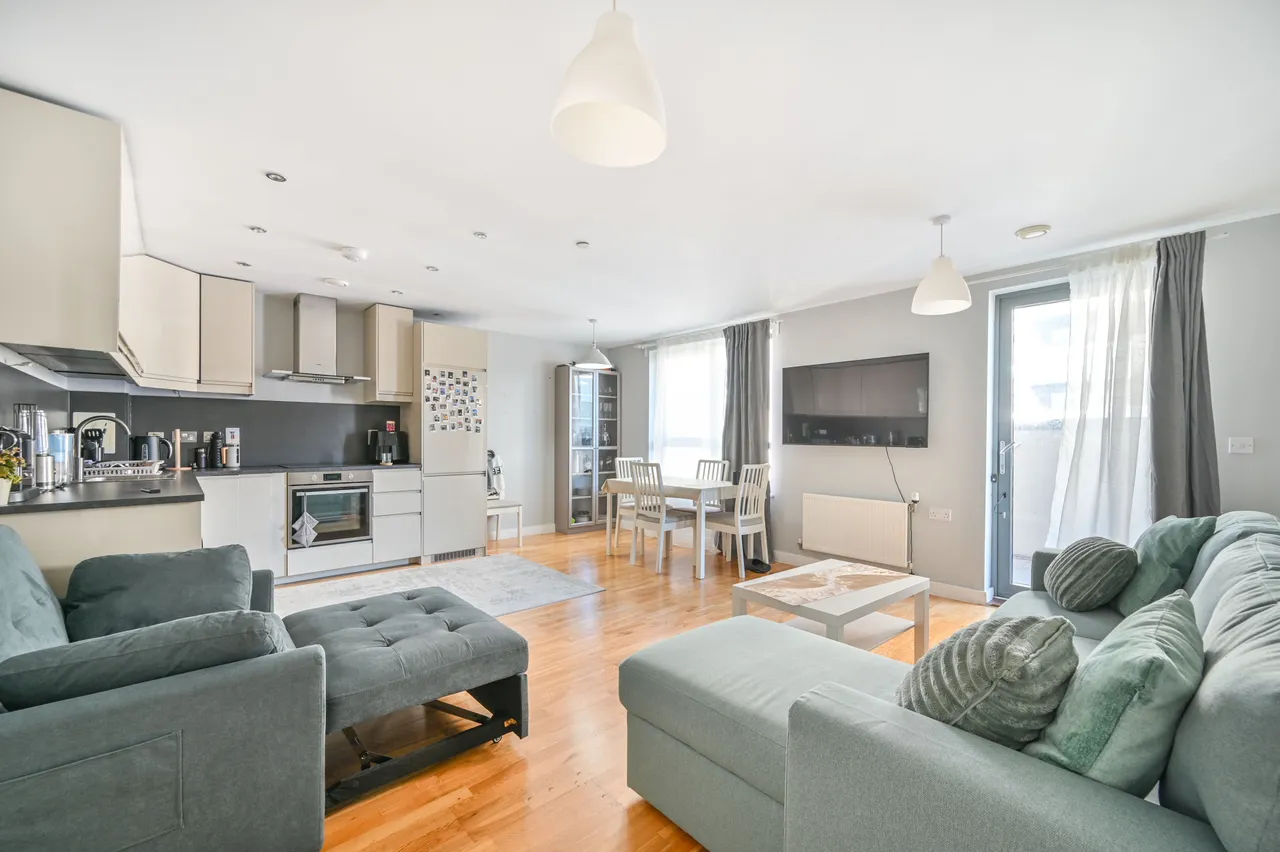 1 bed flat for sale — Flat 48, Elizabeth House, 341 High Road, Wembley