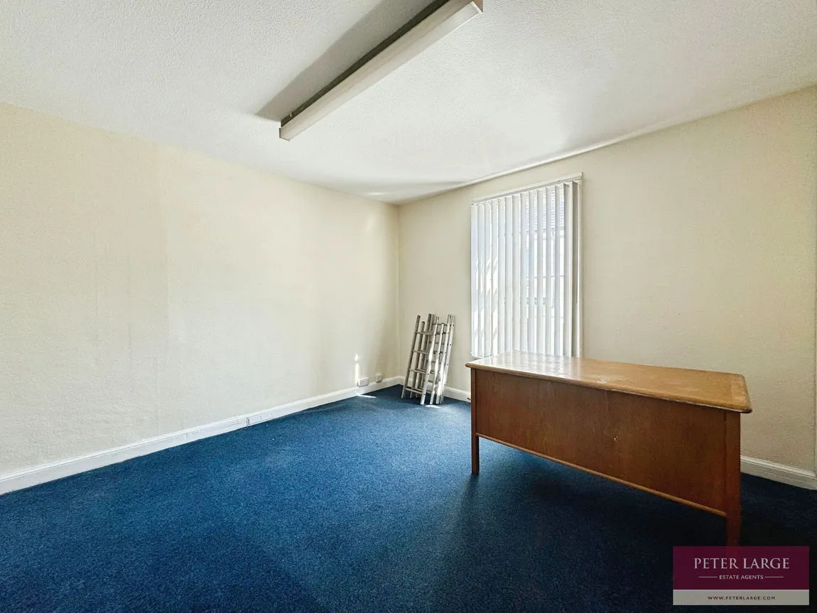 Russell Road, Rhyl, Denbighshire, LL18 3BS, photo 12