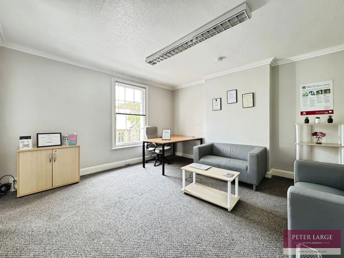 Russell Road, Rhyl, Denbighshire, LL18 3BS, photo 16