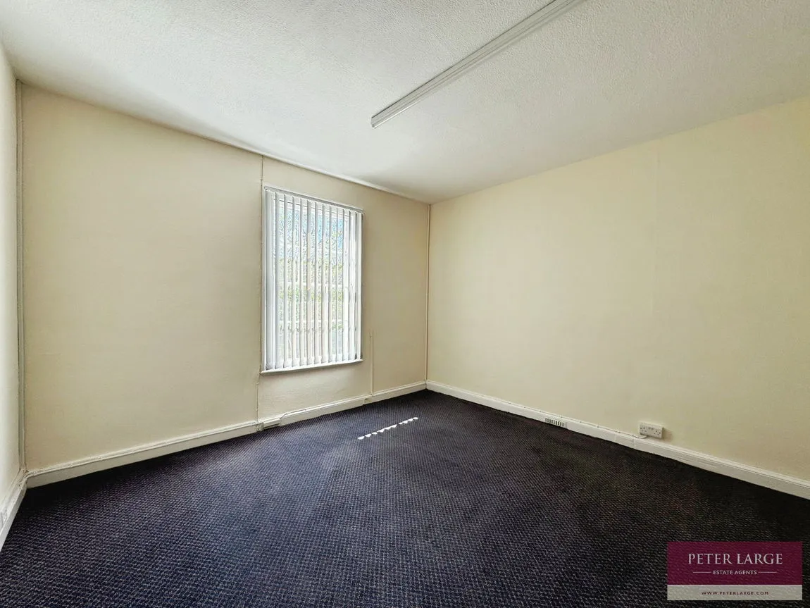 Russell Road, Rhyl, Denbighshire, LL18 3BS, photo 11