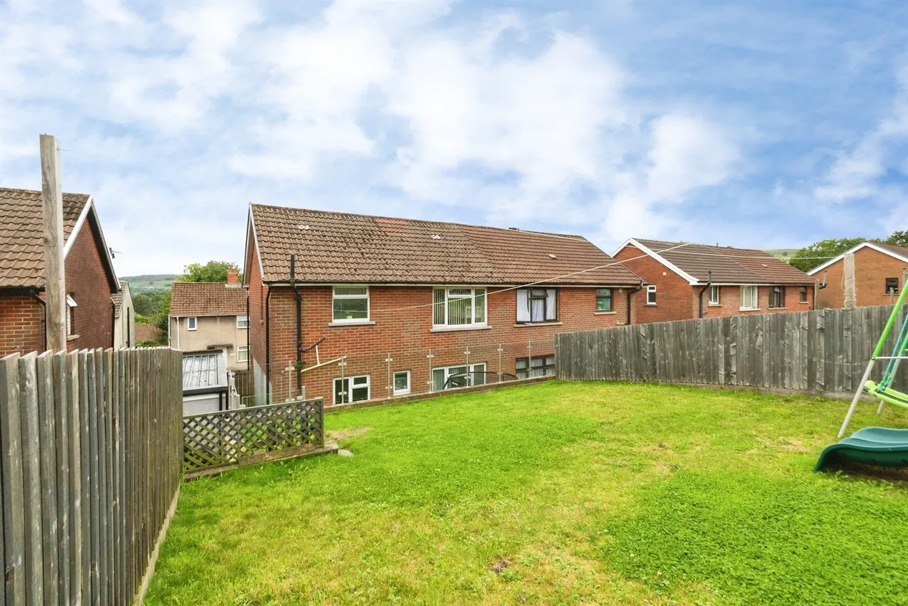 Heol Tir Bach, Caerphilly, CF83, photo 27